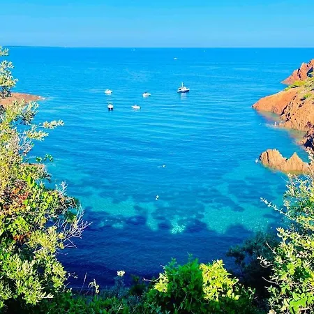 Superbe 6 Couchages - 200m De La - Terrasse - Climatisation Διαμέρισμα *