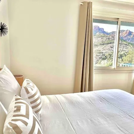 Superbe 6 Couchages - 200m De La - Terrasse - Climatisation Διαμέρισμα *