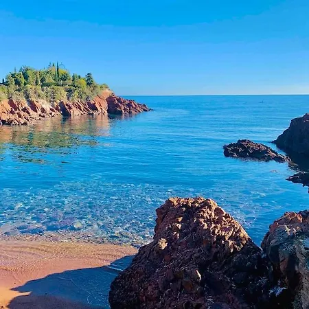 Superbe 6 Couchages - 200m De La - Terrasse - Climatisation Διαμέρισμα