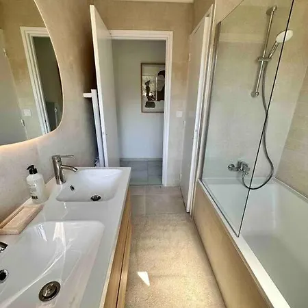 Apartment Superbe 6 Couchages - 200m De La - Terrasse - Climatisation Saint-Raphael (Var)